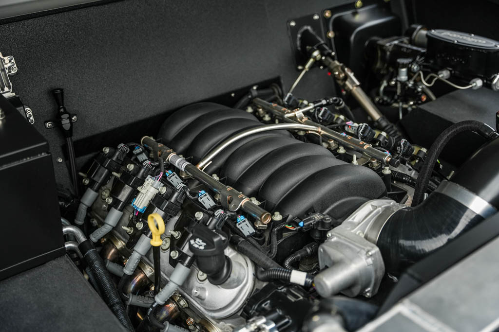 1966 International Harvester Scout - Engine Photo