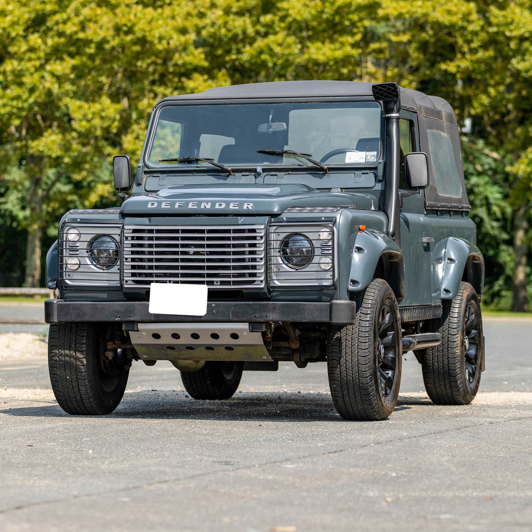 1990 Land Rover Defender - Overview Photo