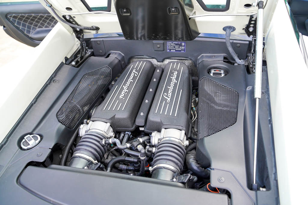 2014 Lamborghini Gallardo - Engine Photo