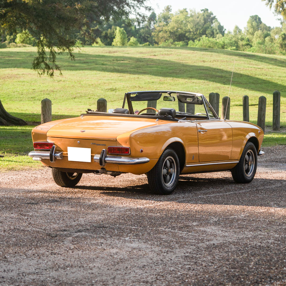 1969 Fiat 124 Spider - Interior Photo