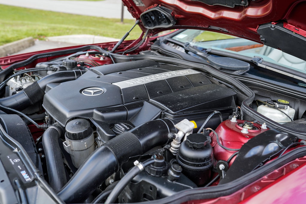 2003 Mercedes-Benz SL500 - Engine Photo