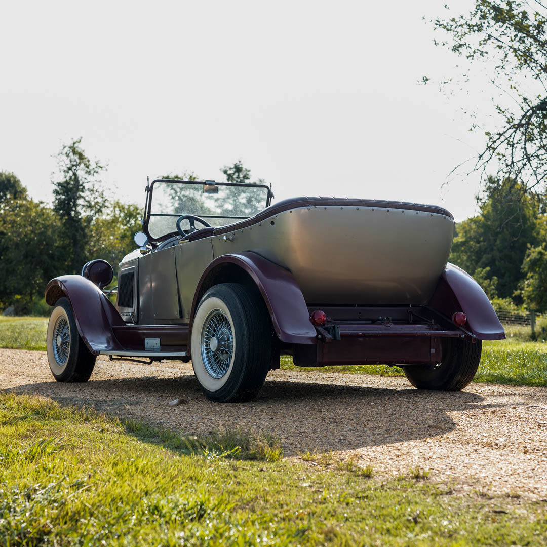 1925 Willys Knight Roadster - Interior Photo