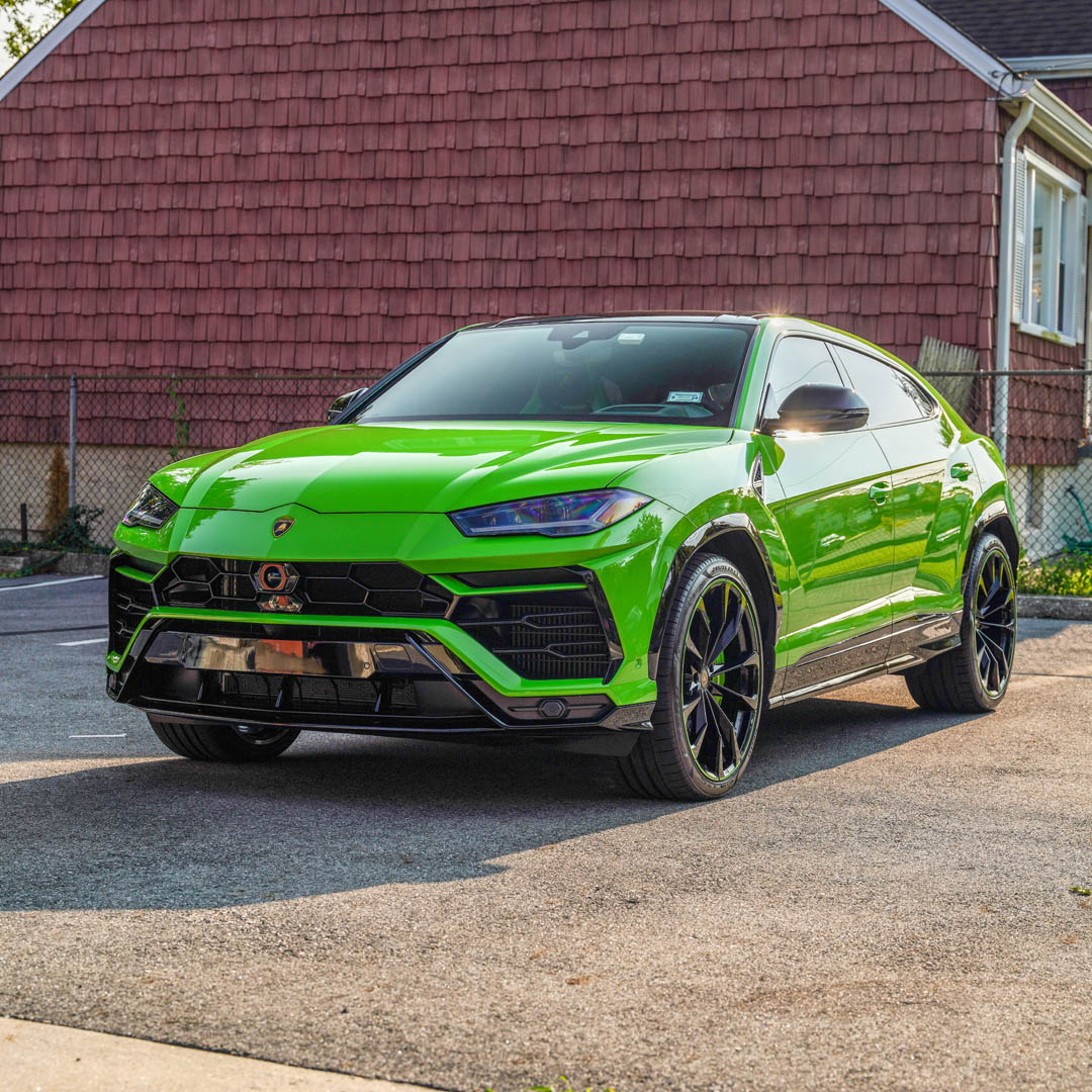 2022 Lamborghini Urus - Overview Photo
