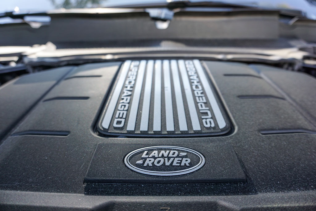 2021 Land Rover Range Rover - Engine Photo