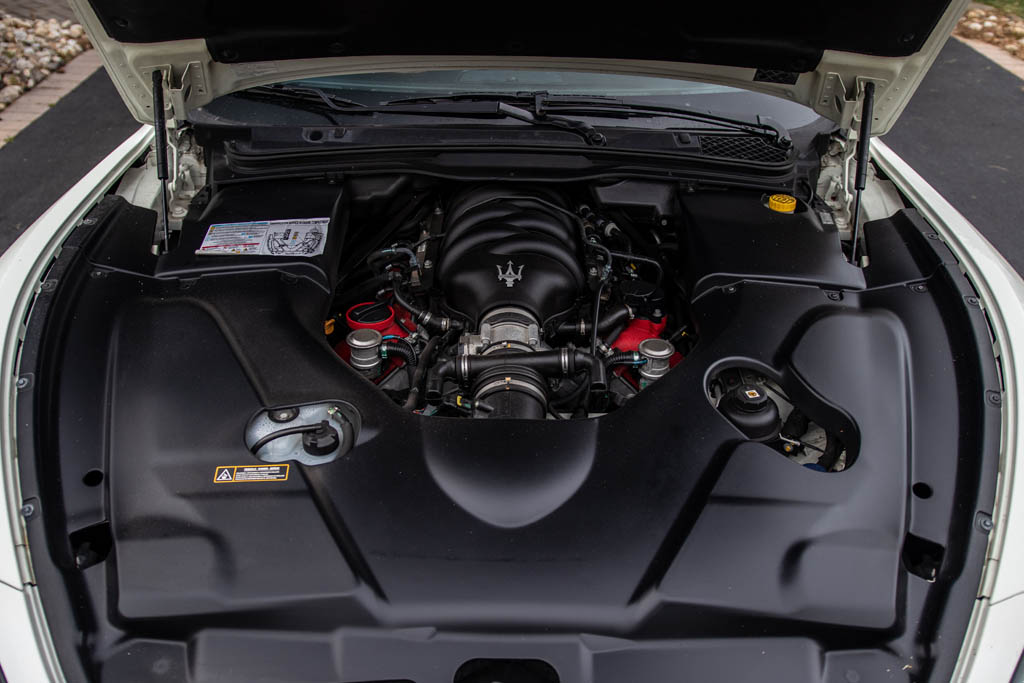 2015 Maserati Granturismo - Engine Photo