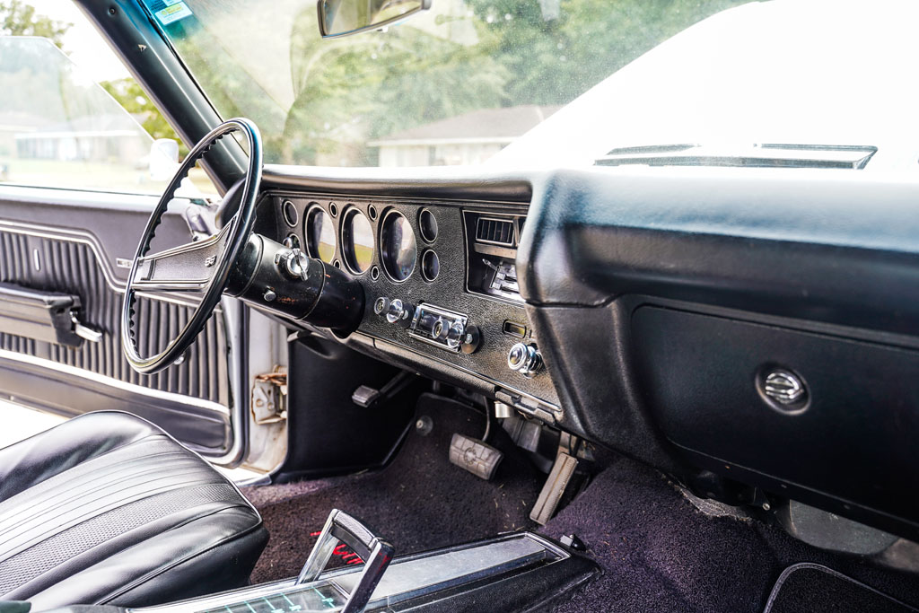 1970 Chevrolet  Chevelle  - Interior Photo