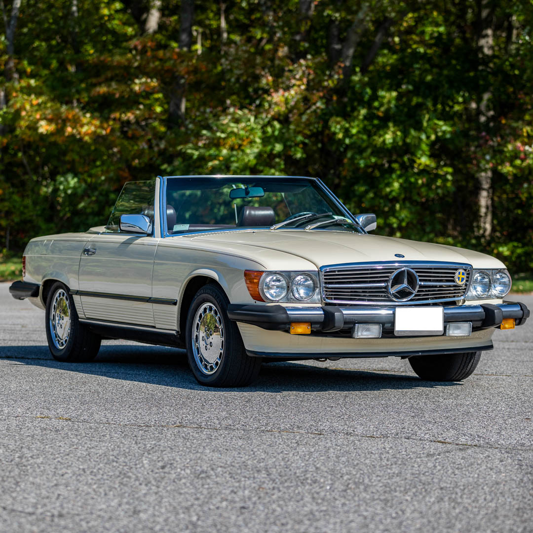 1986 Mercedes-Benz 560SL - Overview Photo