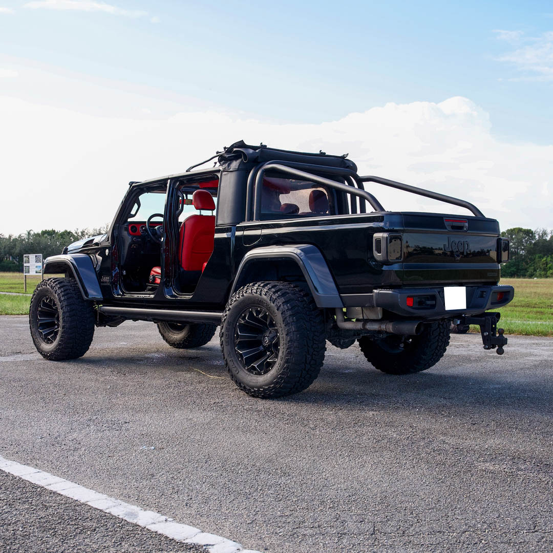 2021 Jeep Gladiator - Interior Photo