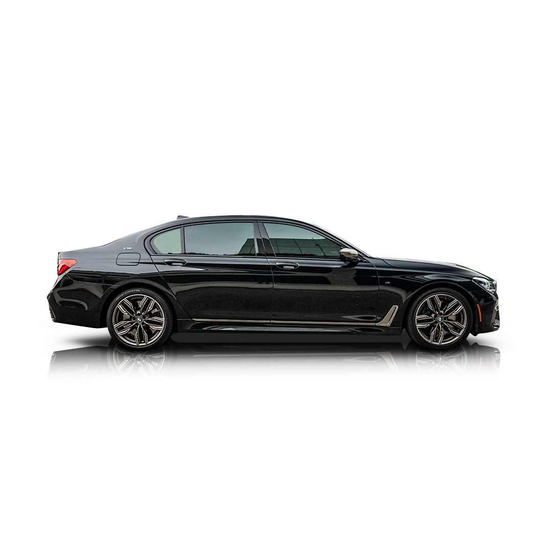 2018 BMW M760i - Passenger side