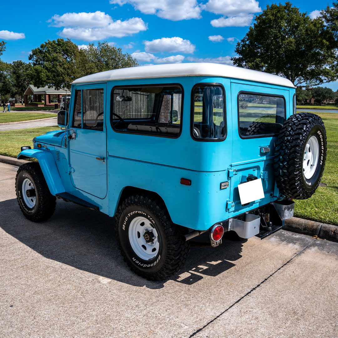 1972 Toyota FJ40 - Interior Photo