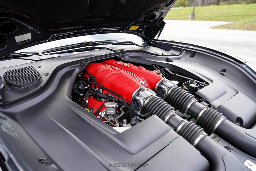 2014 Ferrari California - Engine Photo