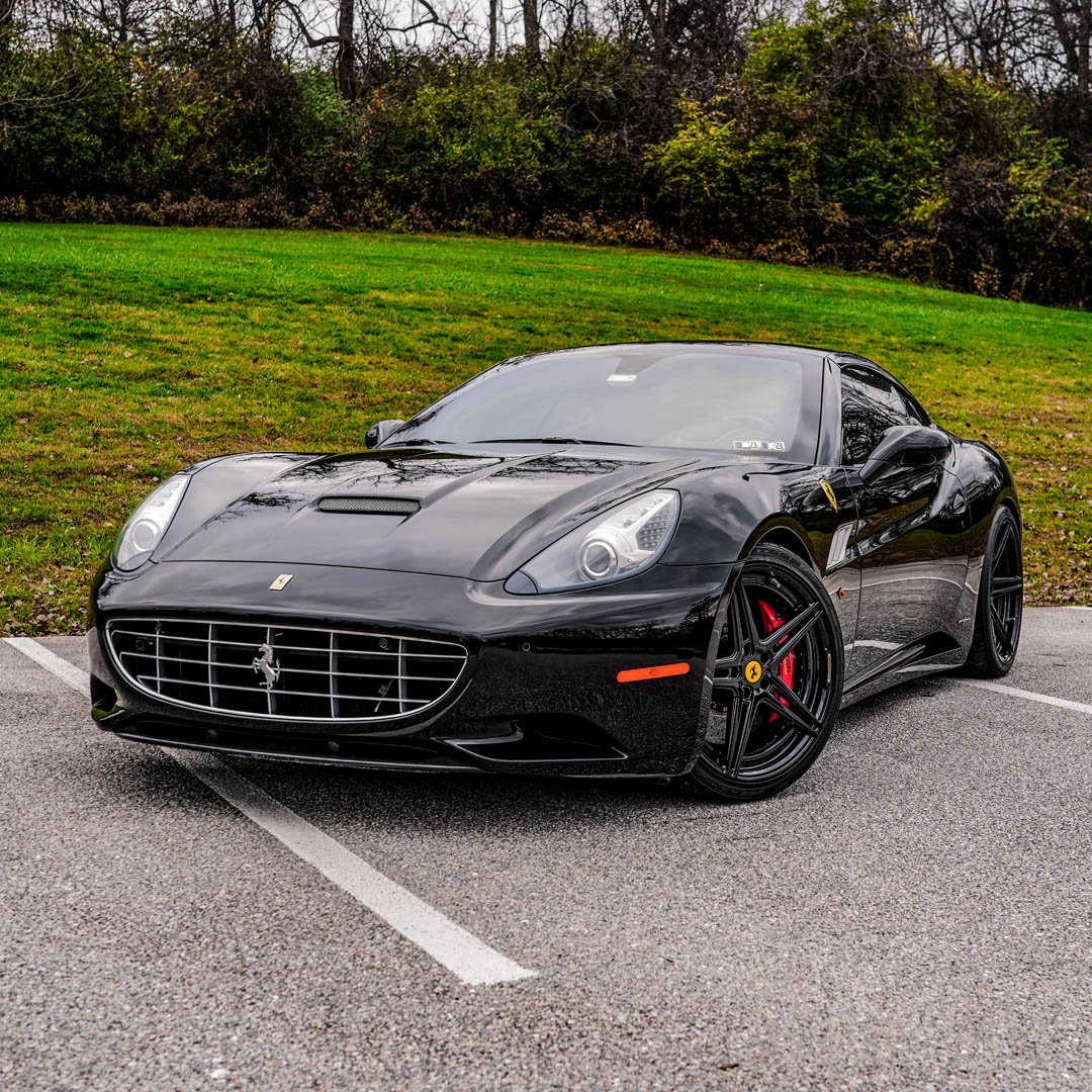 2014 Ferrari California - Overview Photo