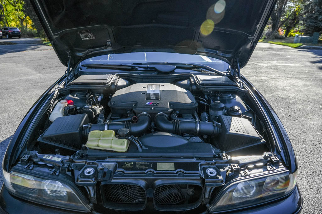 2000 BMW M5 - Engine Photo
