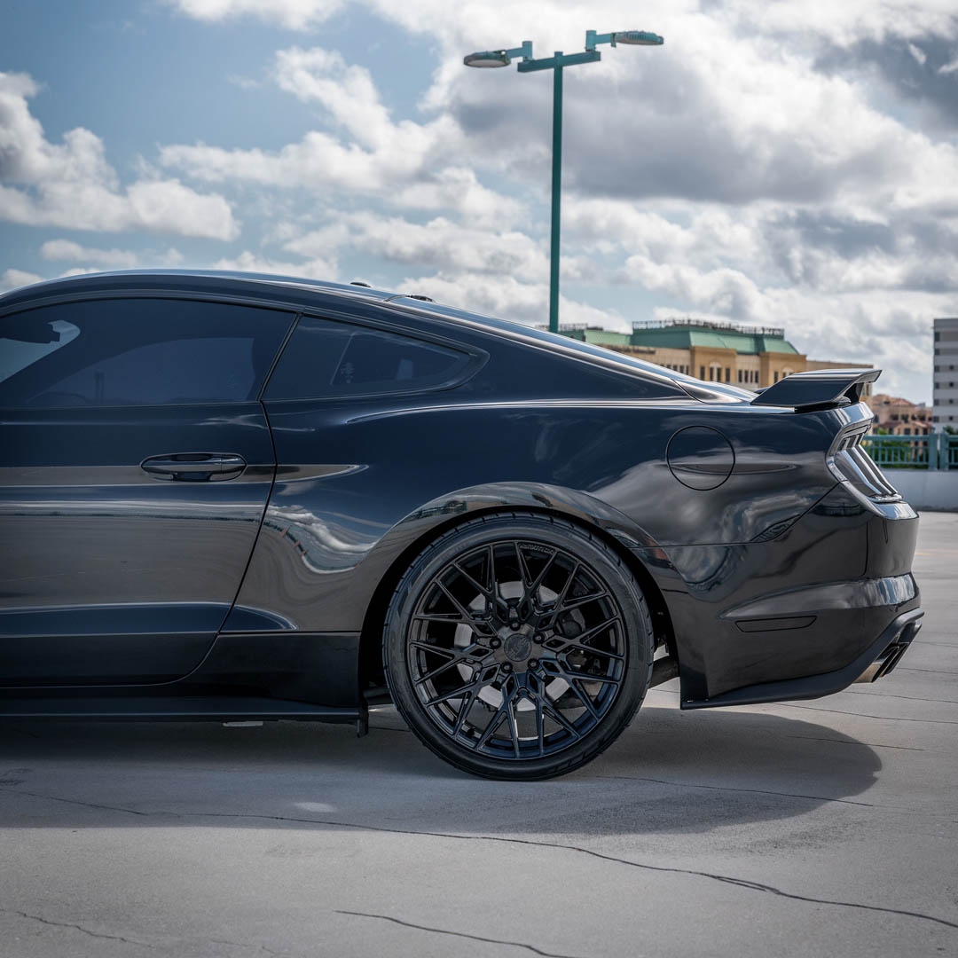 2019 Ford Mustang - Interior Photo