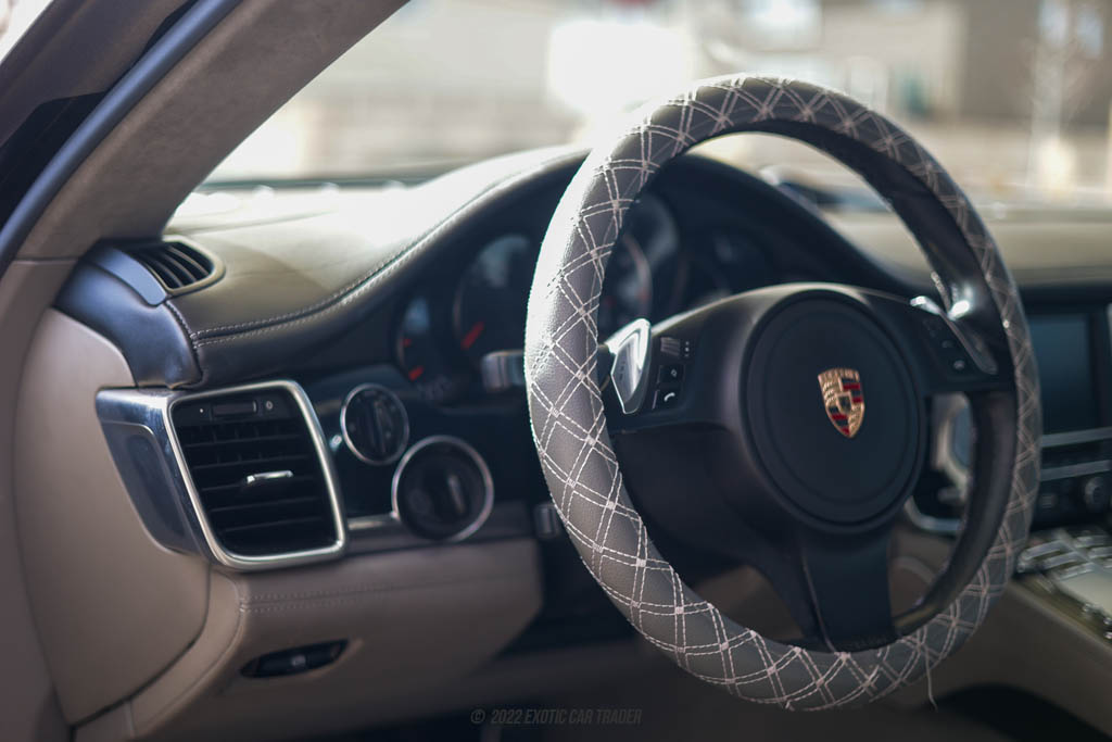 2010 Porsche Panamera - Interior Photo