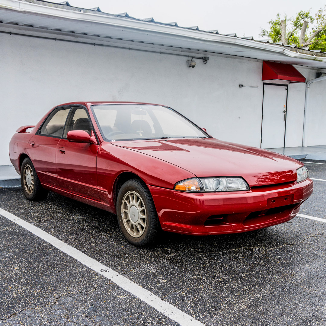 1991 Nissan Skyline - Overview Photo