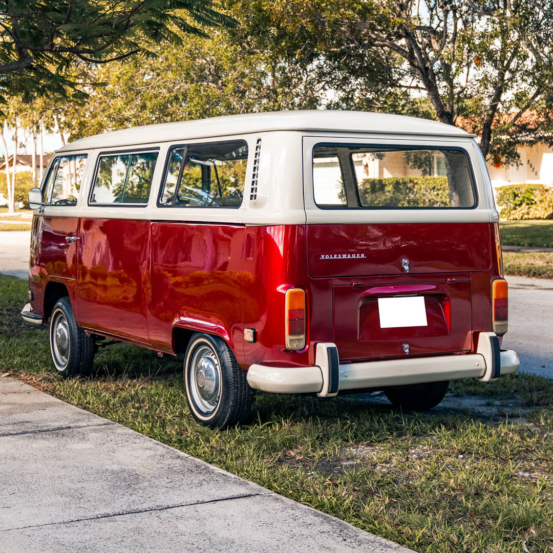 1971 Volkswagen Bus  - Interior Photo
