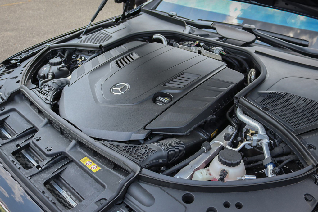 2021 Mercedes-Benz S580 - Engine Photo