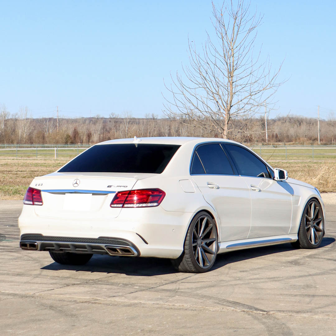 2016 Mercedes Benz E63 S - Interior Photo