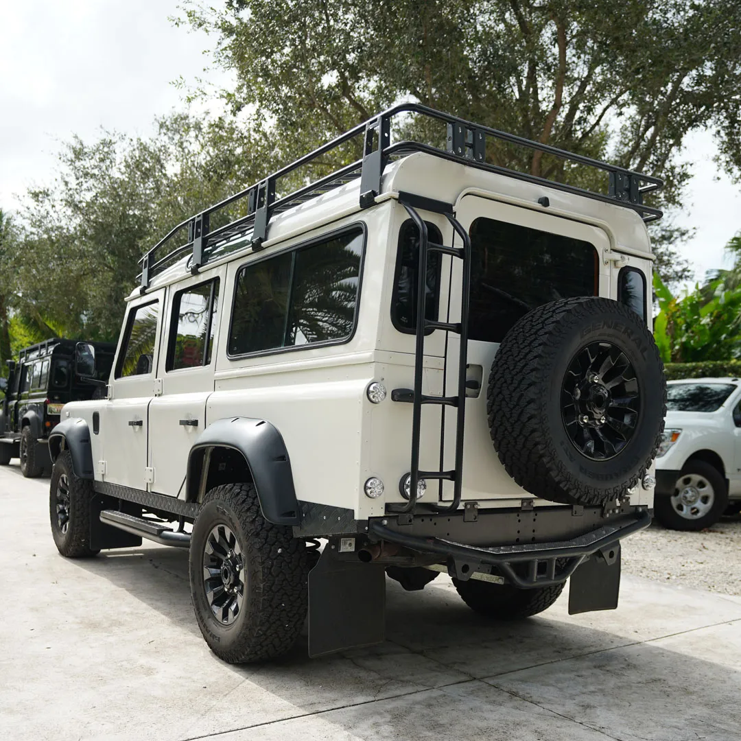 Land Rover  Defender Land Rover  Defender - Interior