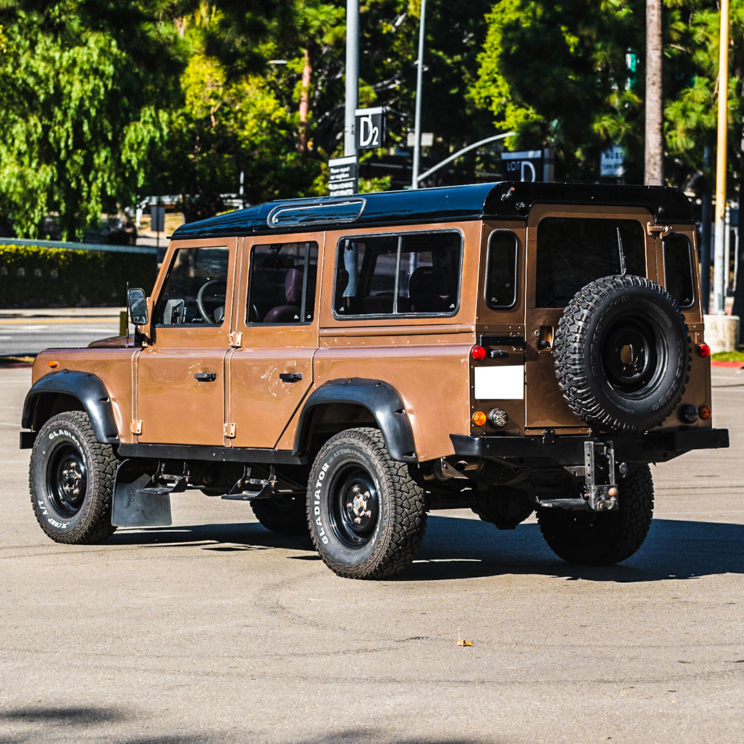 1990 Land Rover Defender 110 - Interior Photo