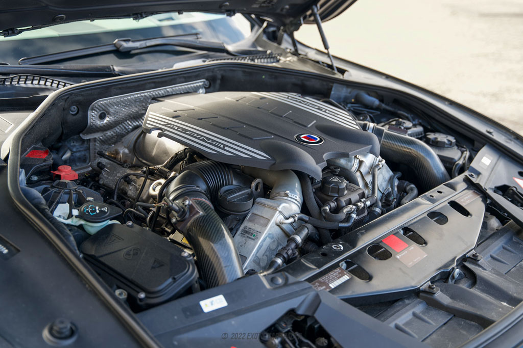 2011 BMW Alpina B7  - Engine Photo
