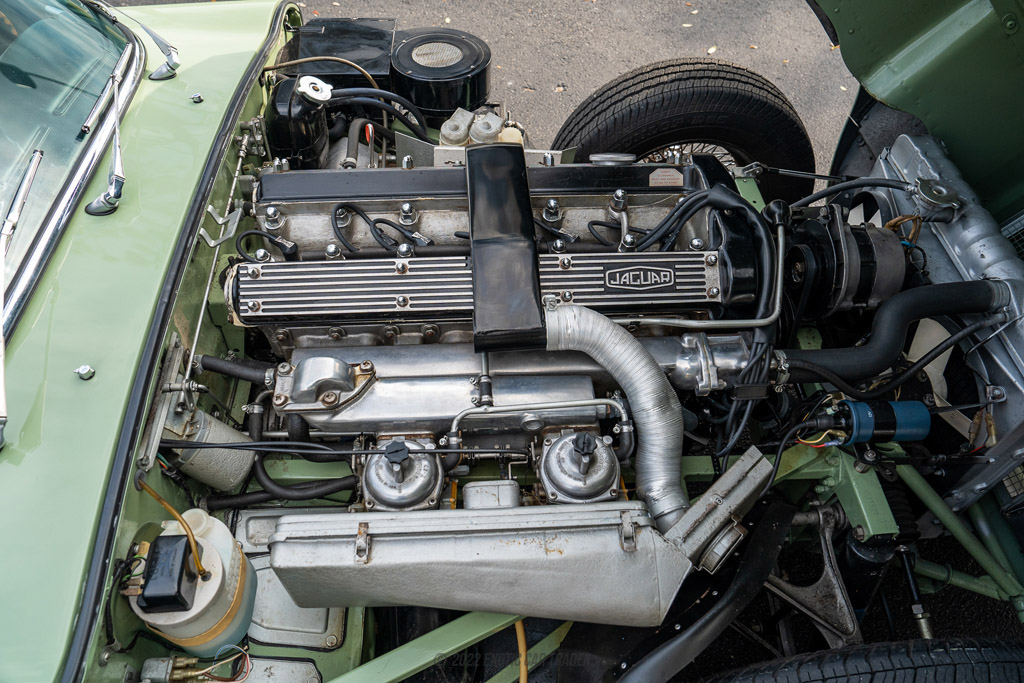 1970 Jaguar E-Type - Engine Photo