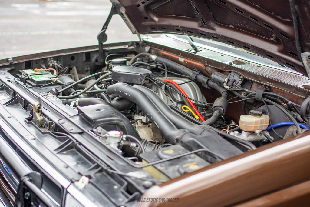 1991 Ford Bronco - Engine Photo