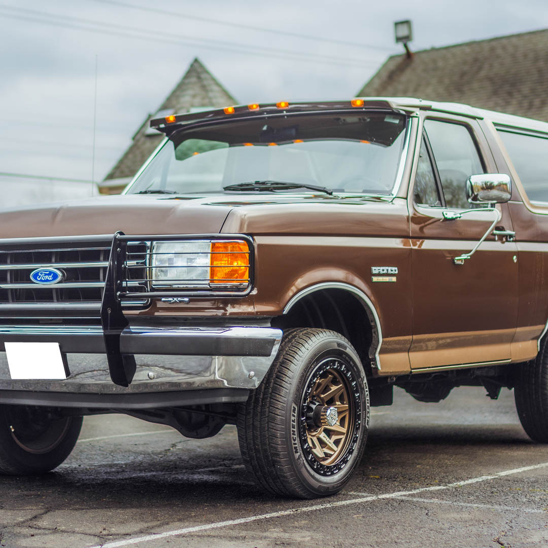 1991 Ford Bronco - Overview Photo