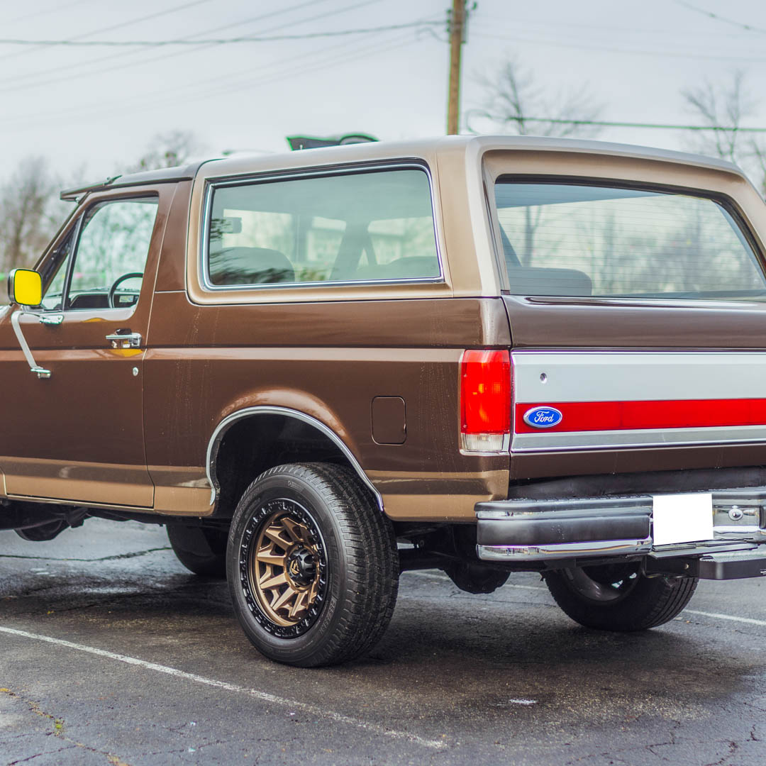 1991 Ford Bronco - Interior Photo