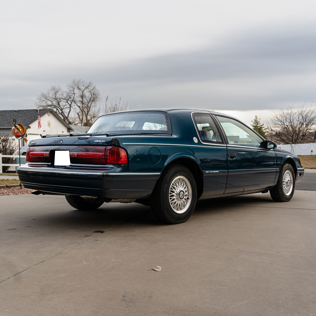 1992 Mercury Cougar - Interior Photo