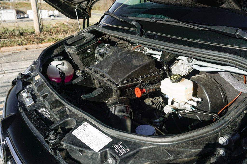 2021 Mercedes Benz Sprinter - Engine Photo