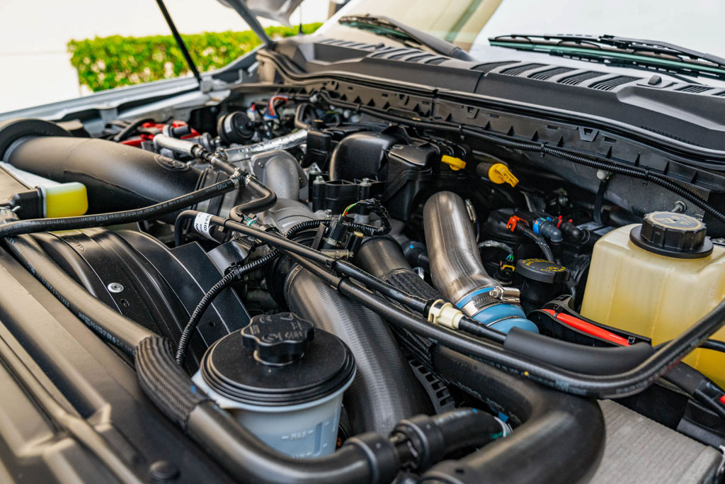 2019 Ford F-350 - Engine Photo