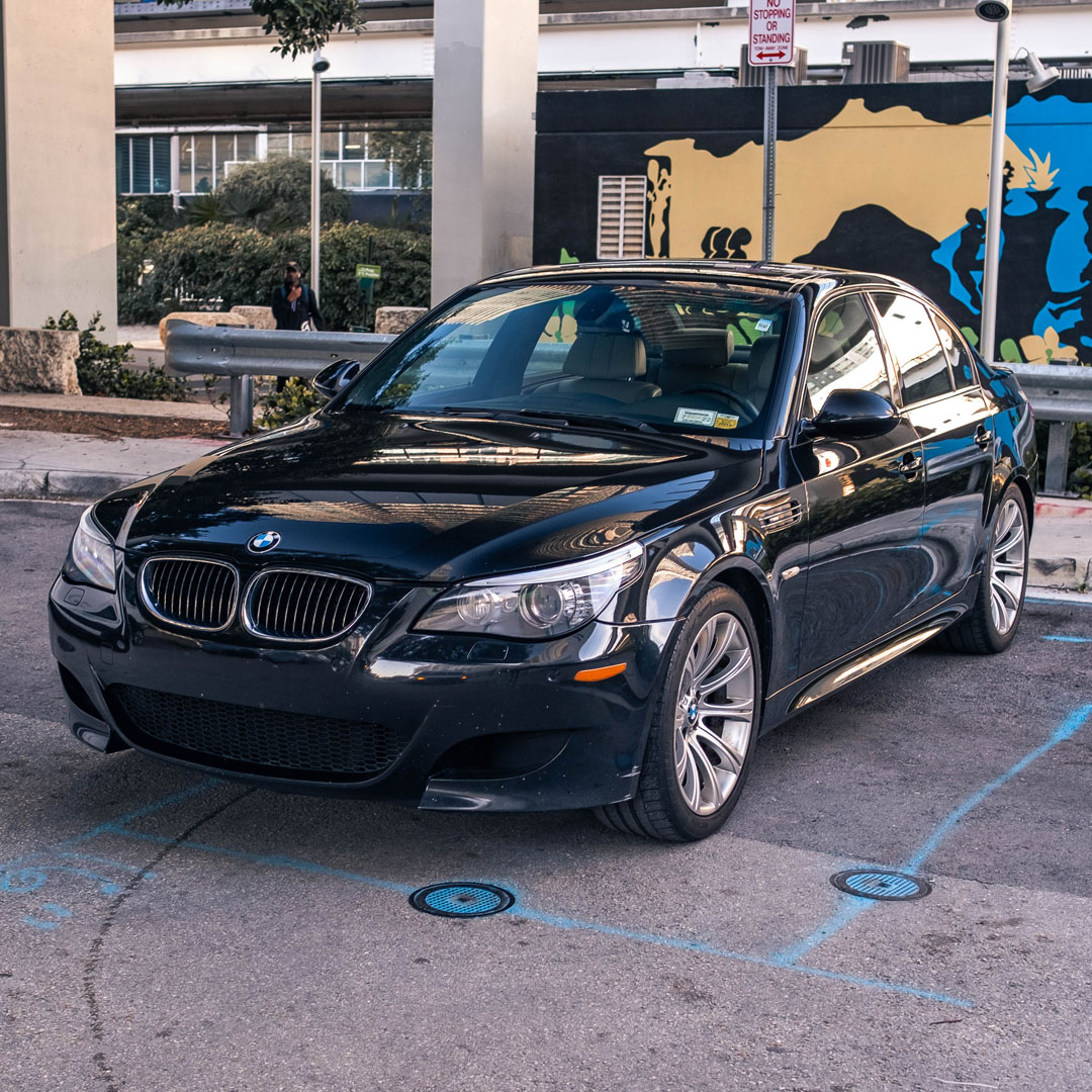 2010 BMW M5 - Overview Photo
