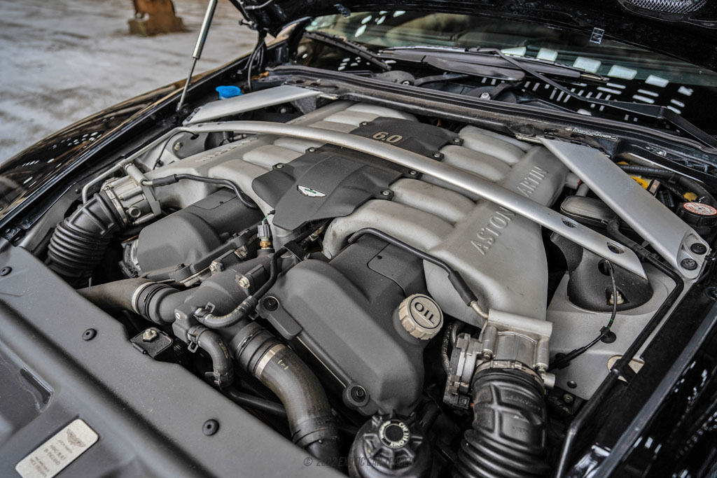 2011 Aston Martin DB9 - Engine Photo