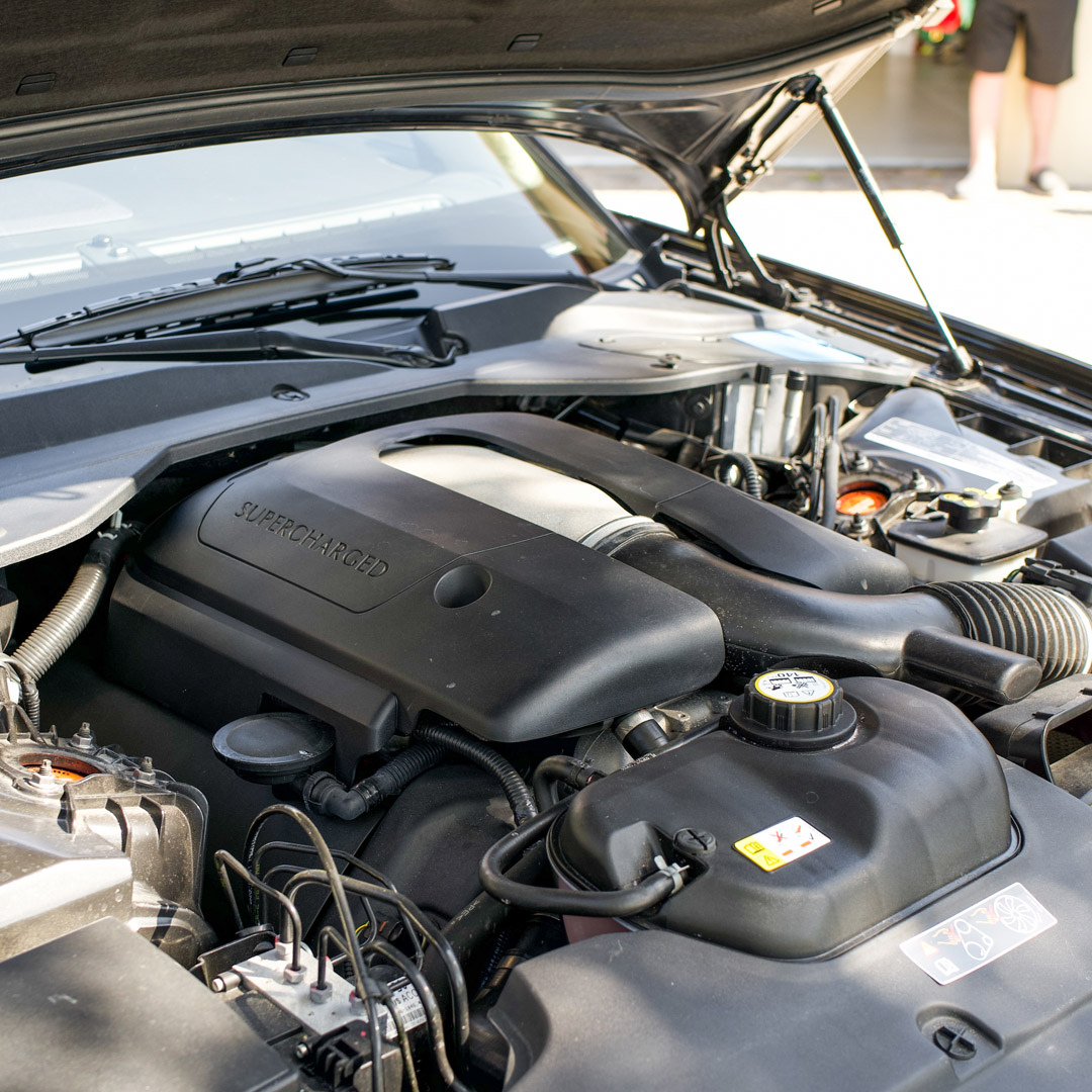 2006 Jaguar XJ - Engine Photo