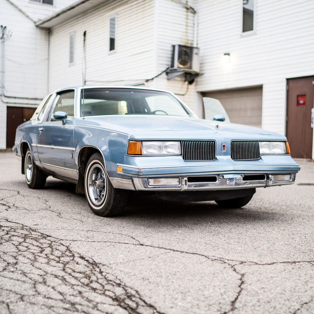 1987 Oldsmobile Cutlass Supreme - Overview Photo