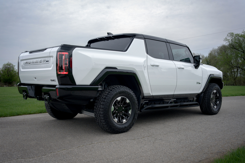 2022 GMC Hummer EV - Interior Photo