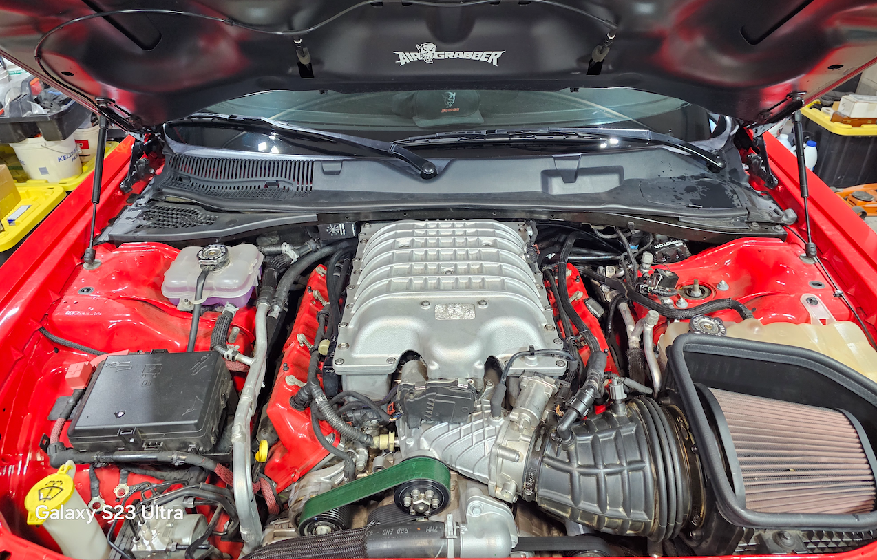 2018 Dodge Challenger - Engine Photo