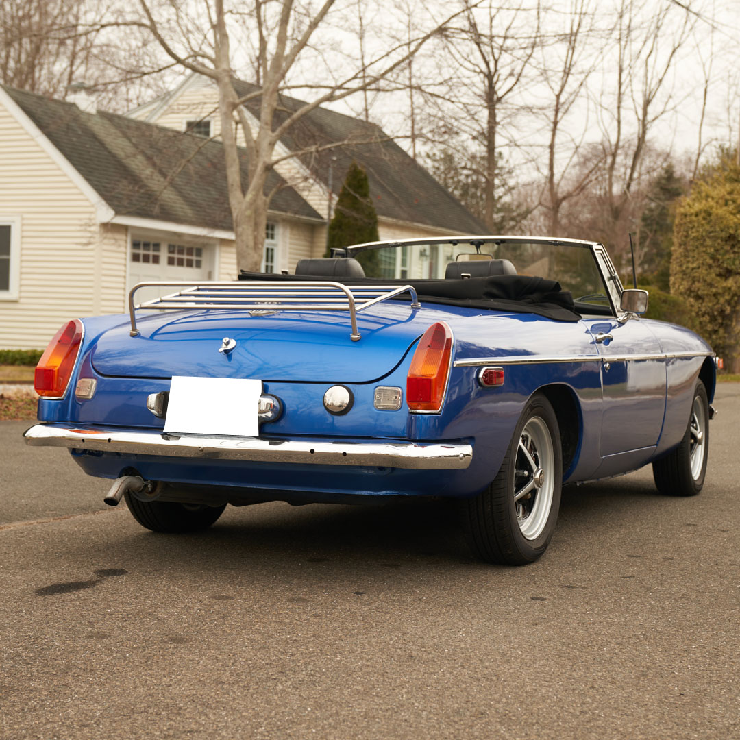 1974 MG MGB - Interior Photo