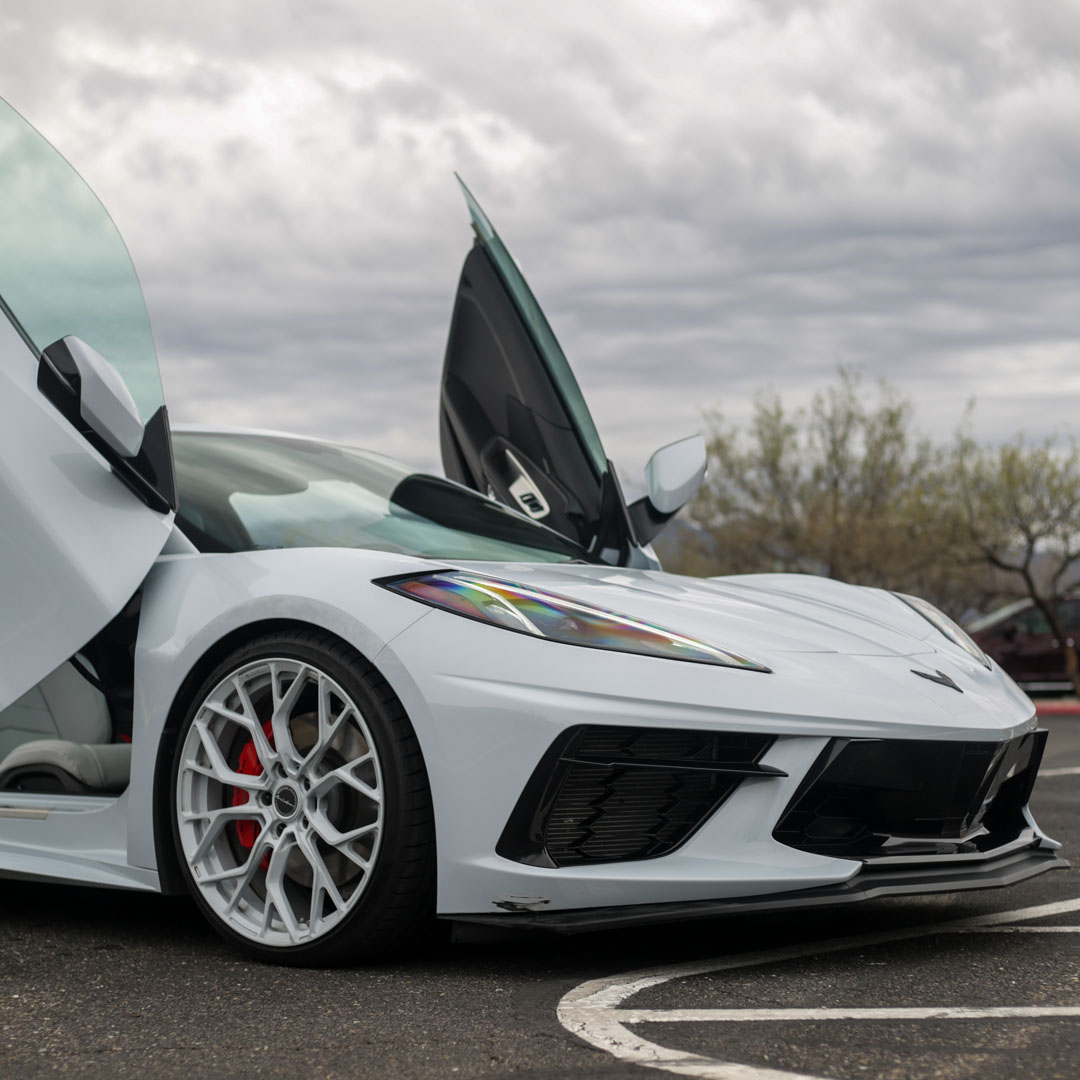 2021 Chevrolet Corvette - Engine Photo