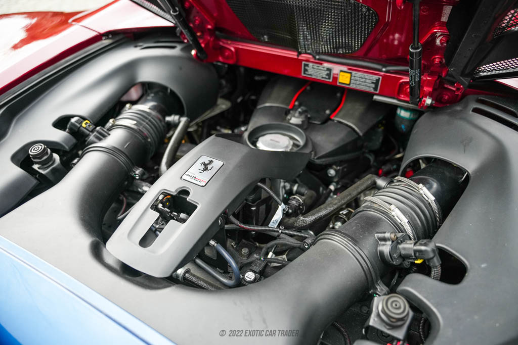 2020 Ferrari 488 Pista Spider - Engine Photo