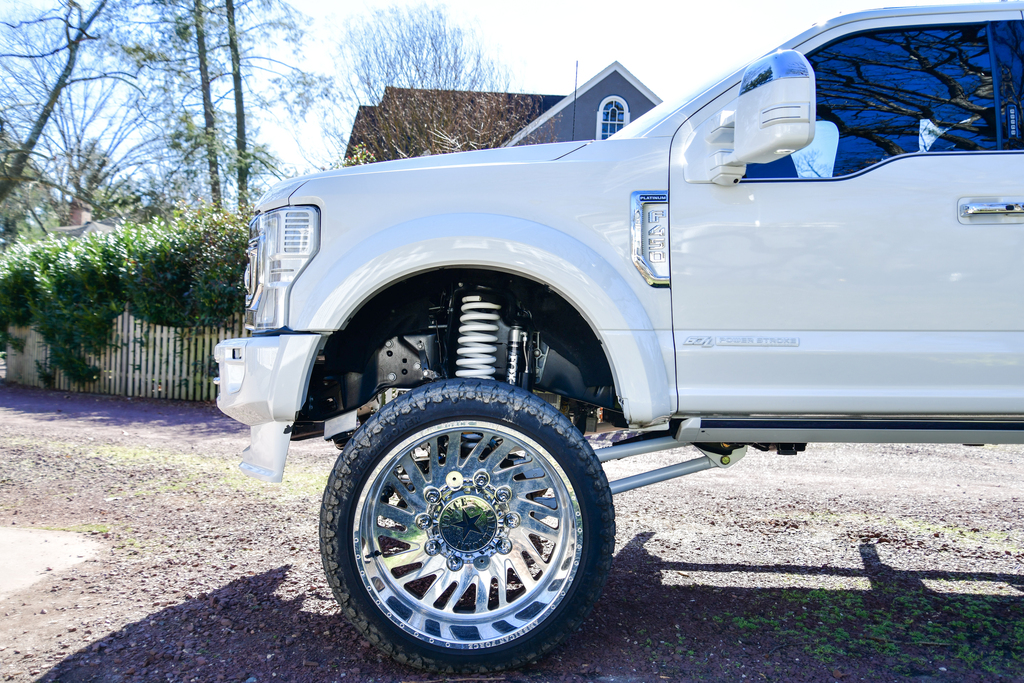 2022 Ford F-450 - Engine Photo