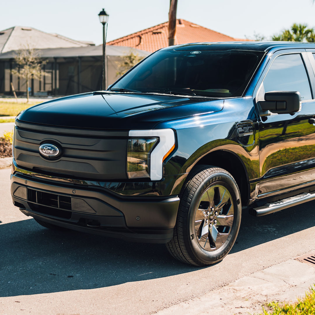 2022 Ford F-150 Lightning - Engine Photo