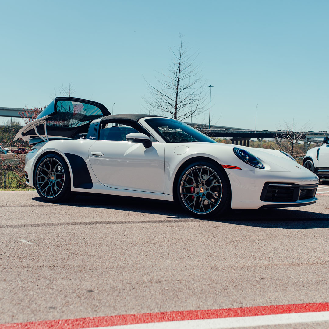 2022 Porsche 911 Targa 4S - Engine Photo
