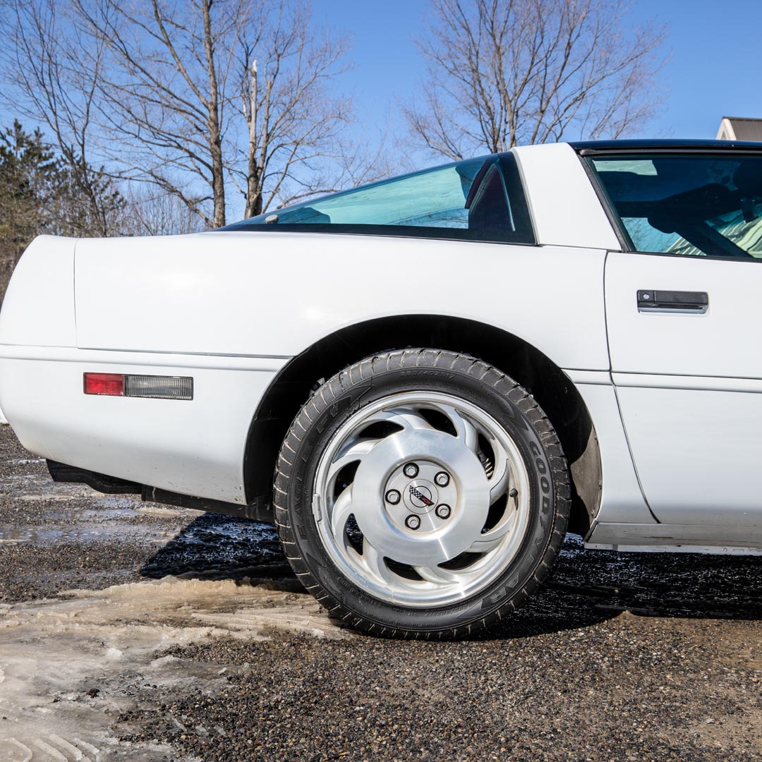 1995 Chevrolet Corvette - Interior Photo