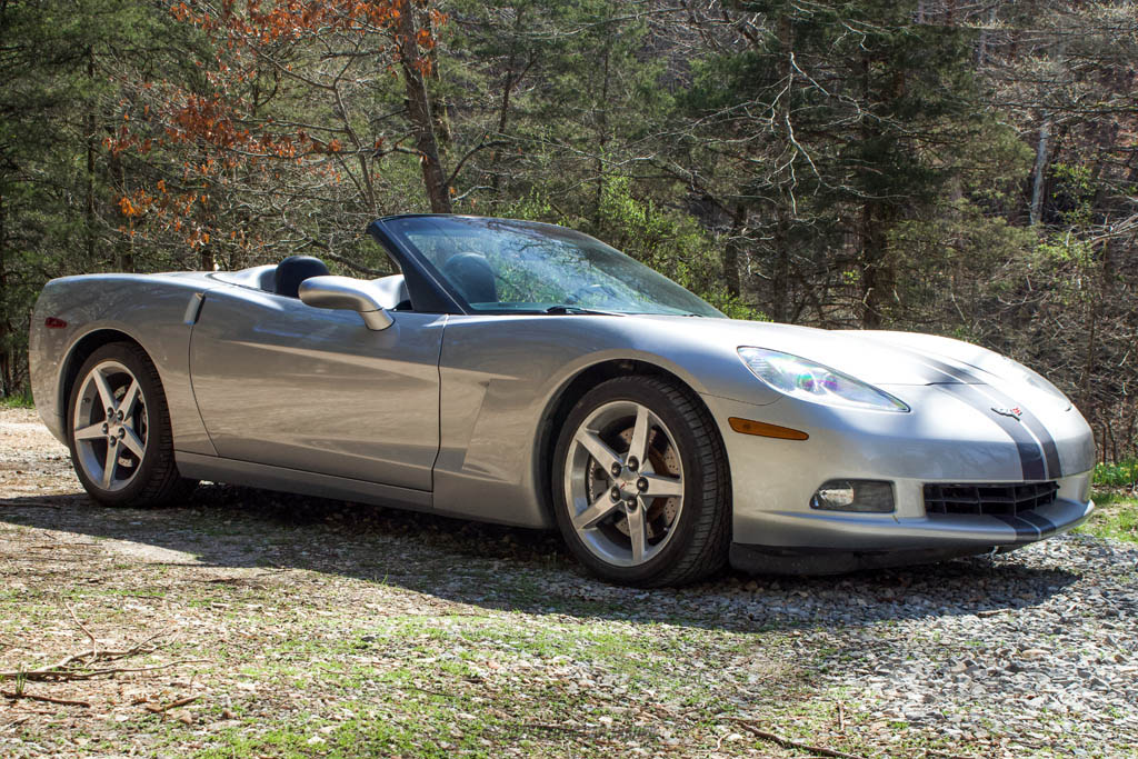 2005 Chevrolet Corvette - Overview Photo