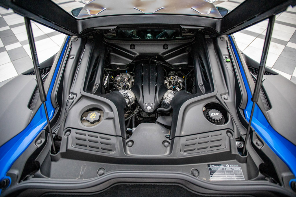 2022 Maserati MC20 - Engine Photo