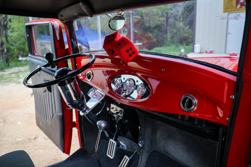 1932 Ford Five Model B - Interior Photo