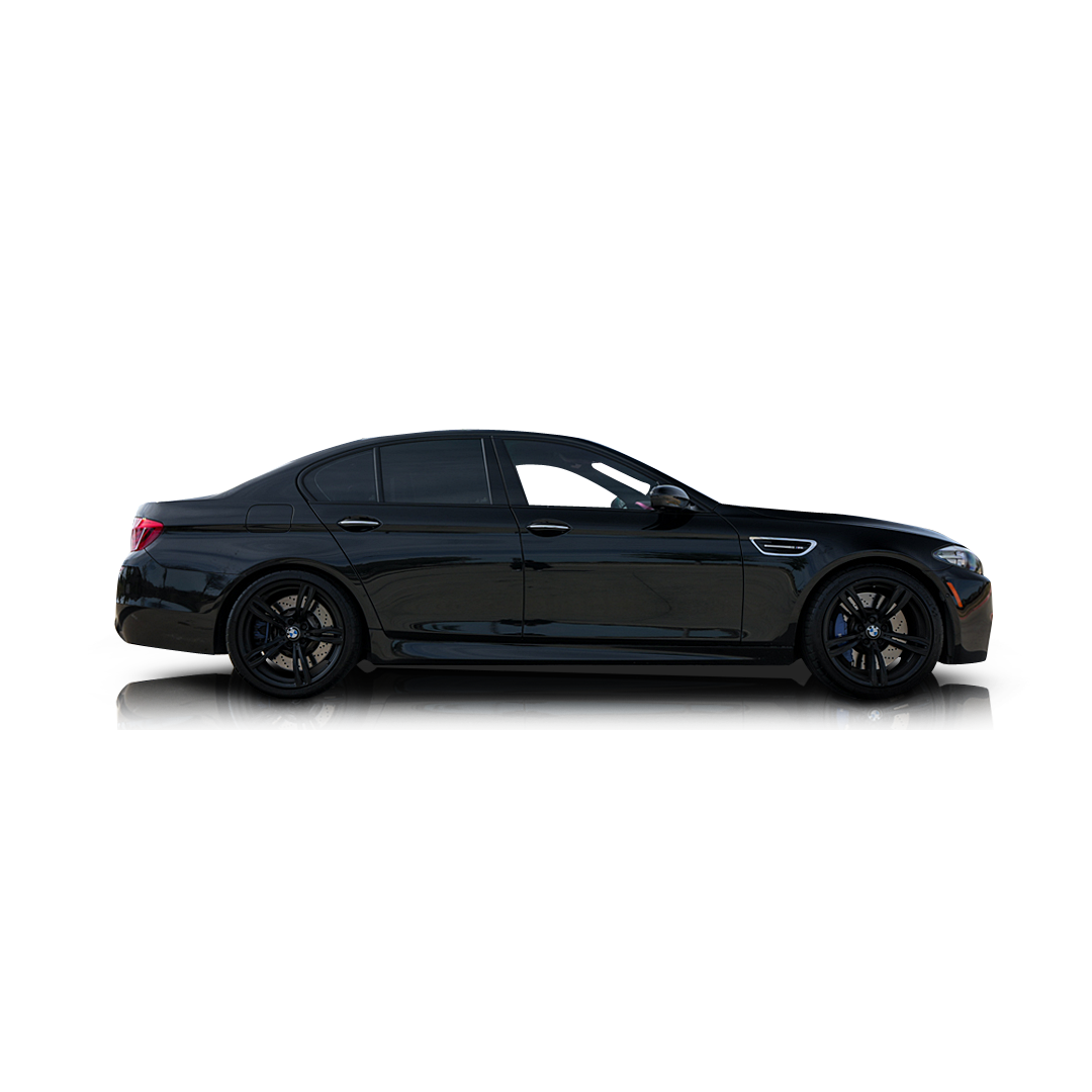 2014 BMW M5 - Passenger side